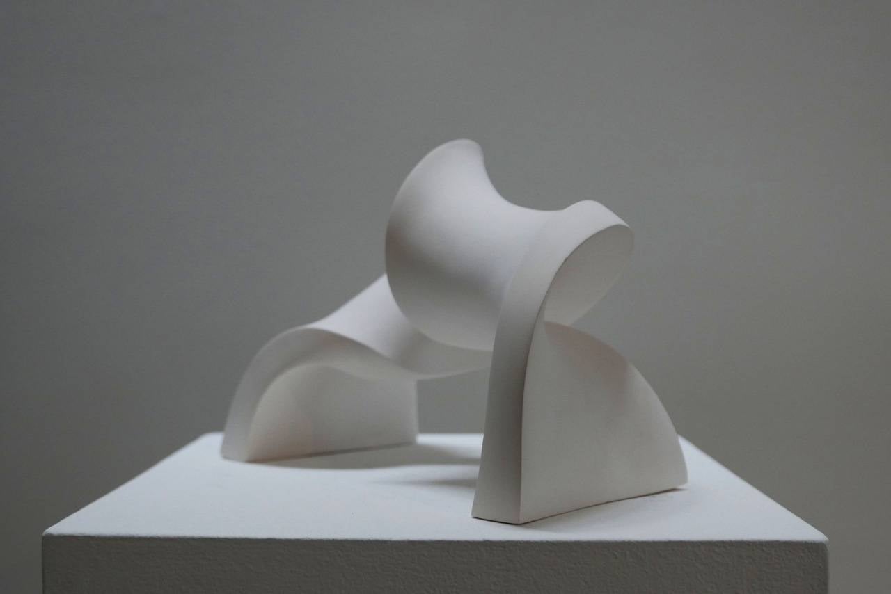 Stephanie Bachiero Abstract Sculpture - CONFIRM