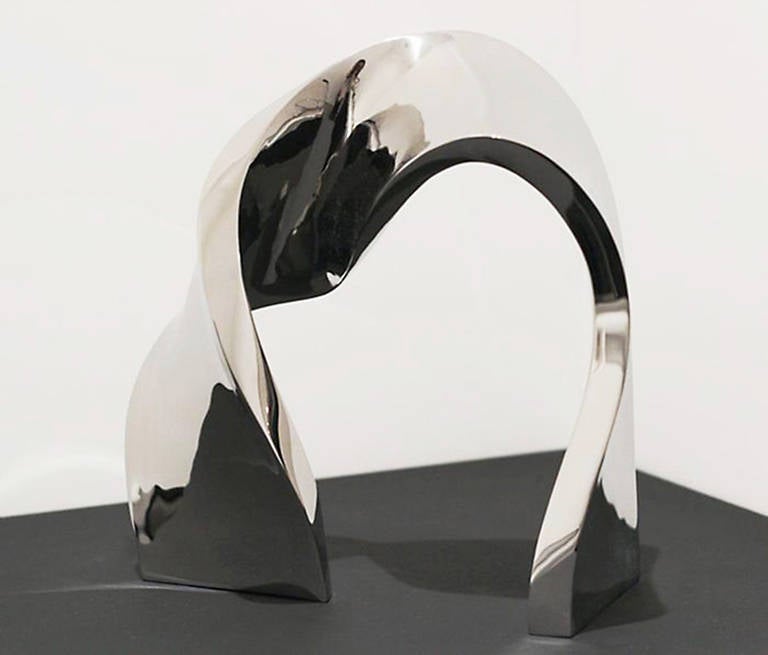 Stephanie Bachiero Abstract Sculpture - Instantaneous