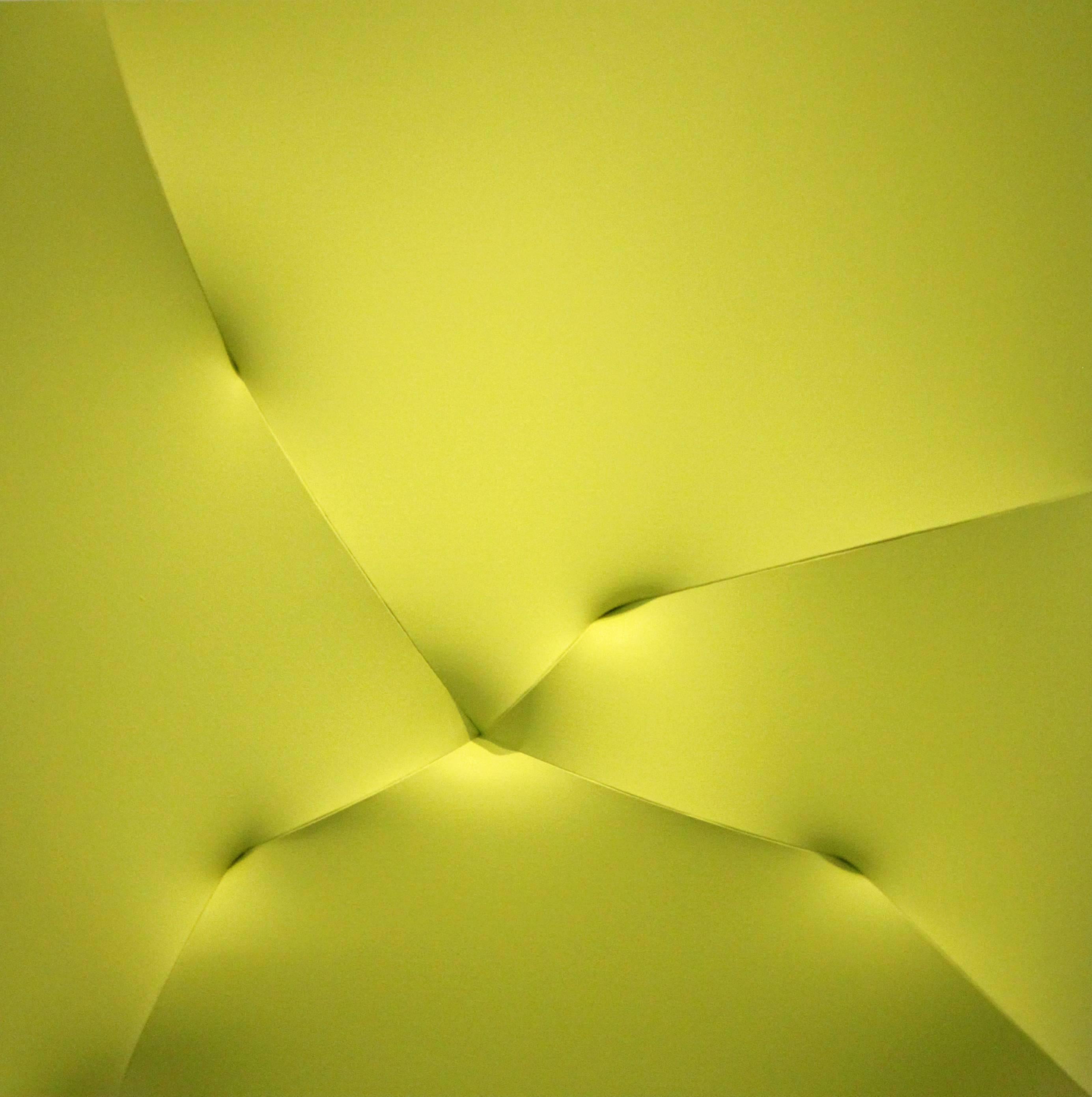 Broken Yellow - Sculpture by Jan Maarten Voskuil