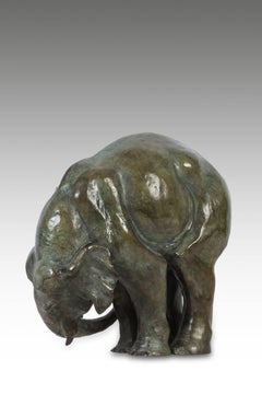 Used Ball Elephant Bronze by Sophie Martin