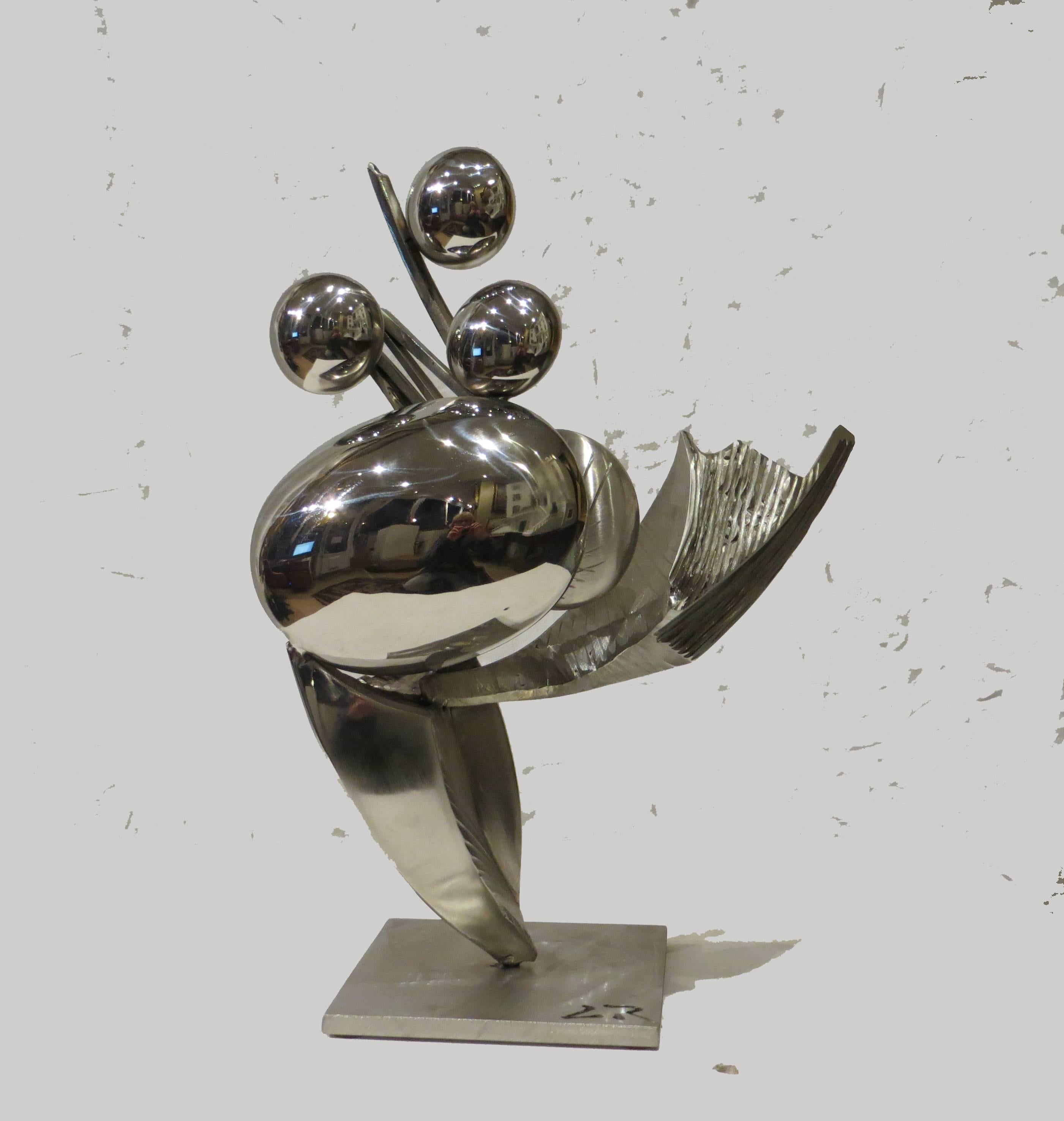 Abstract Sculpture Guillaume Roche - Hommage à NIKI en acier inoxydable