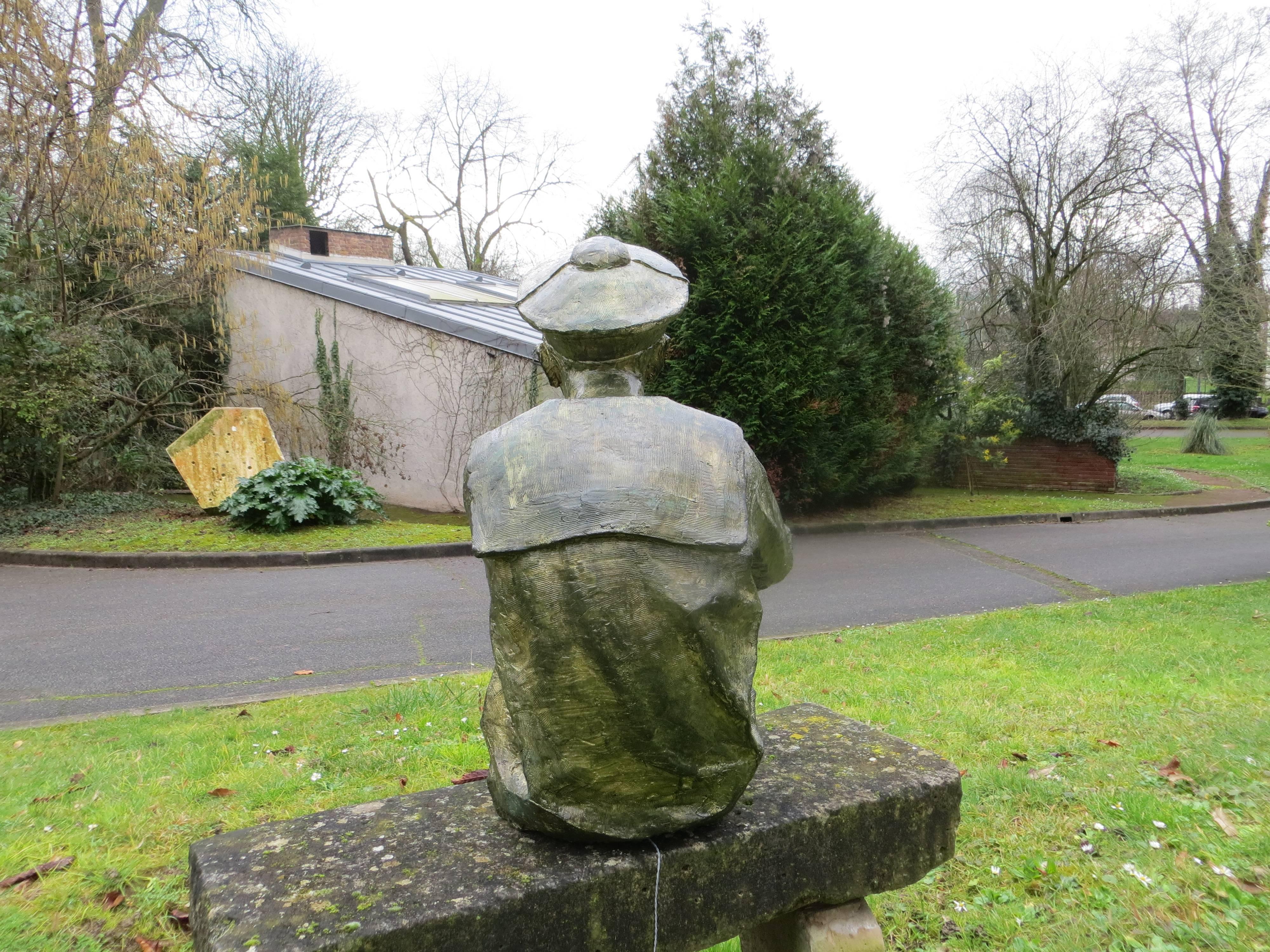 Sculpture - original. 
Née en 1960 dans une famille d'artistes collectionnant les bronzes de la Renaissance italienne, la sculpture a toujours fait partie de l'environnement d'Elisabeth Cibot. Elle le retrouve avec bonheur lors de ses études à