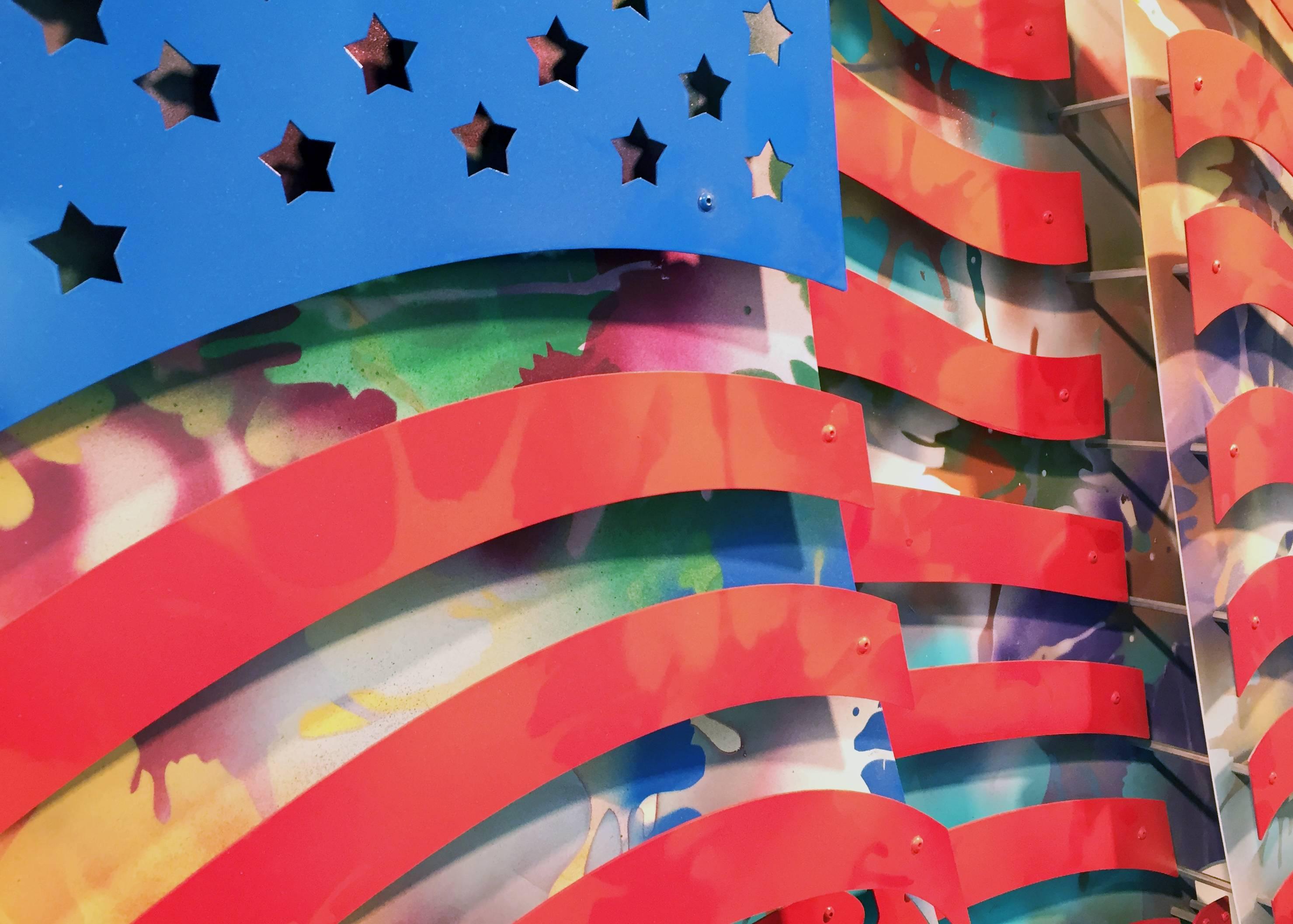 Amerikanische Flagge – Mehrfarbige – Sculpture von Michael Kalish
