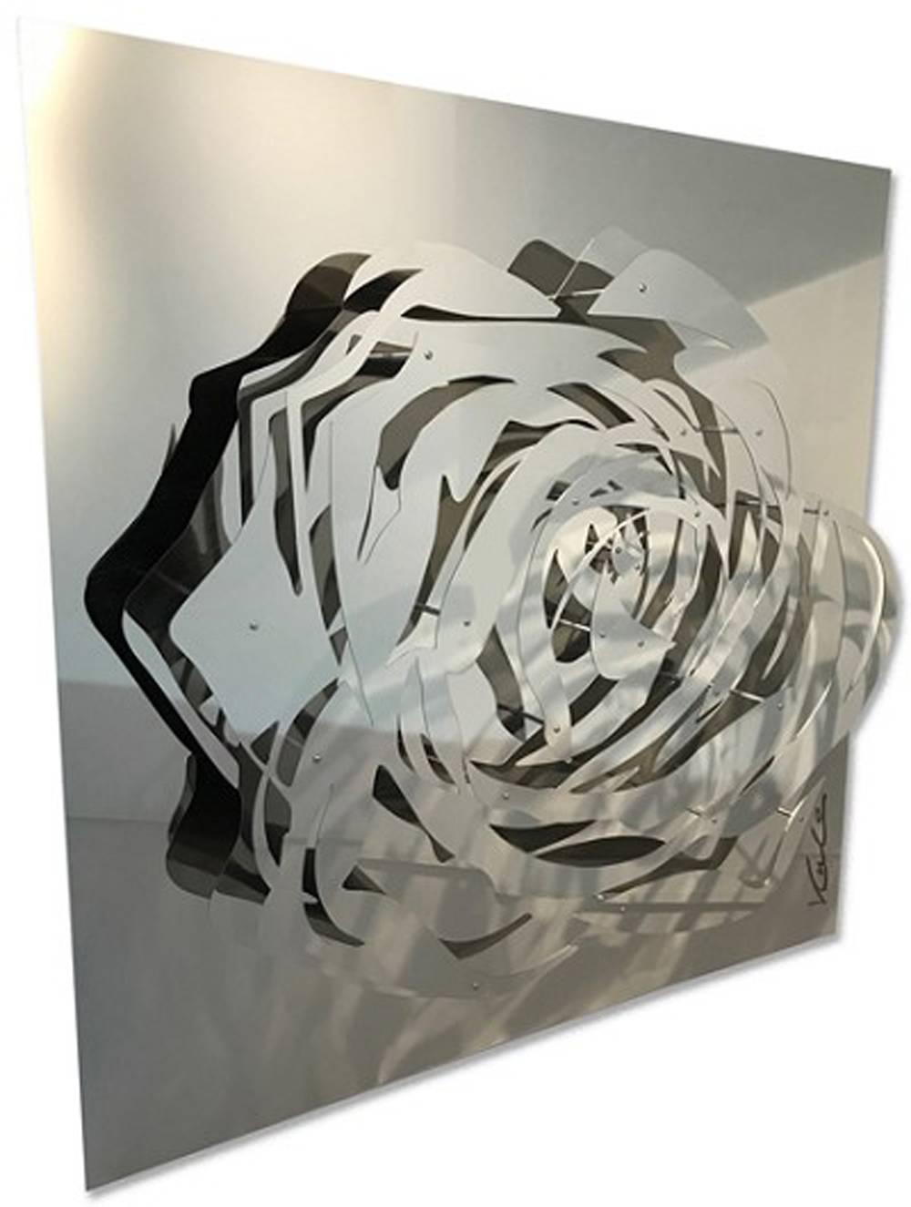 Grande rose - Miroir en acier inoxydable - Sculpture de Michael Kalish