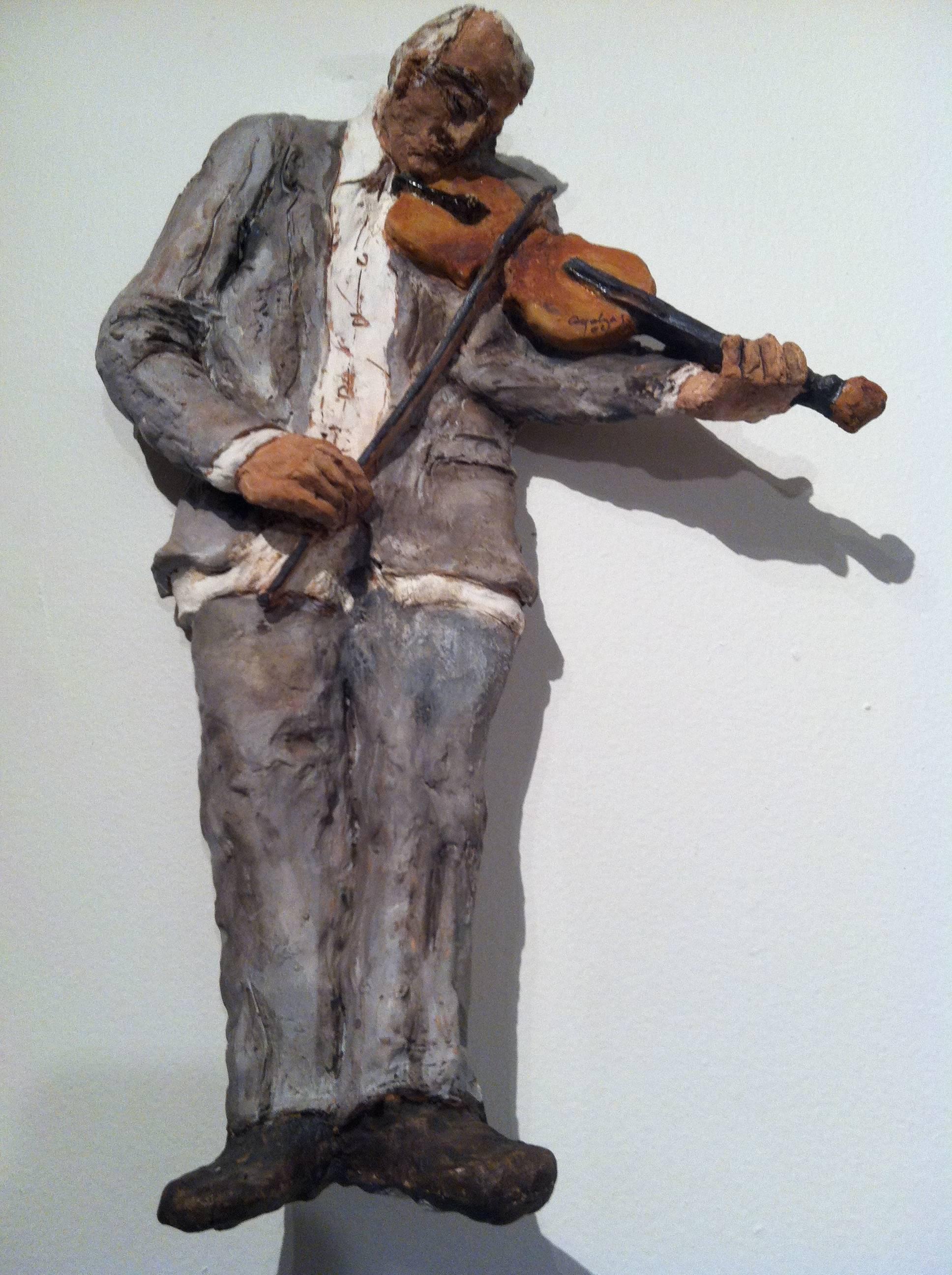 Ceramic Work -- Violinista - Art by Angelina Perez