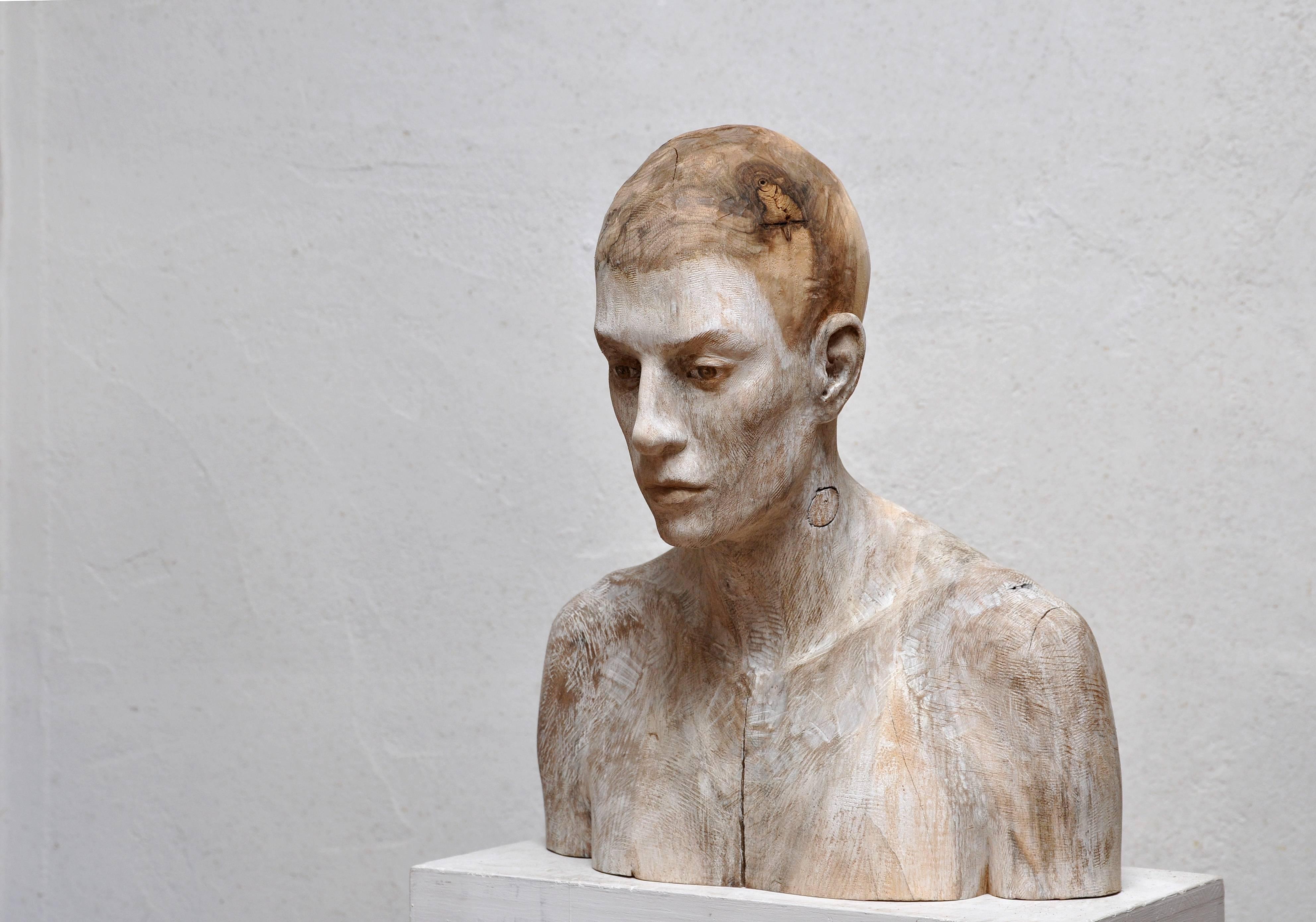 Bruno Walpoth Figurative Sculpture - The Seeker