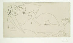 Nu Allonge Aus Babouches De Paille Tresse