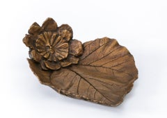 Tazza 2, bol peu profond en bronze, plateau, sculpture fonctionnelle en forme de feuille