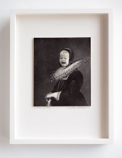 "Ho bisogno di un abbraccio", collage figurativo stravagante con umorismo surrealista, 12 x 9 in.