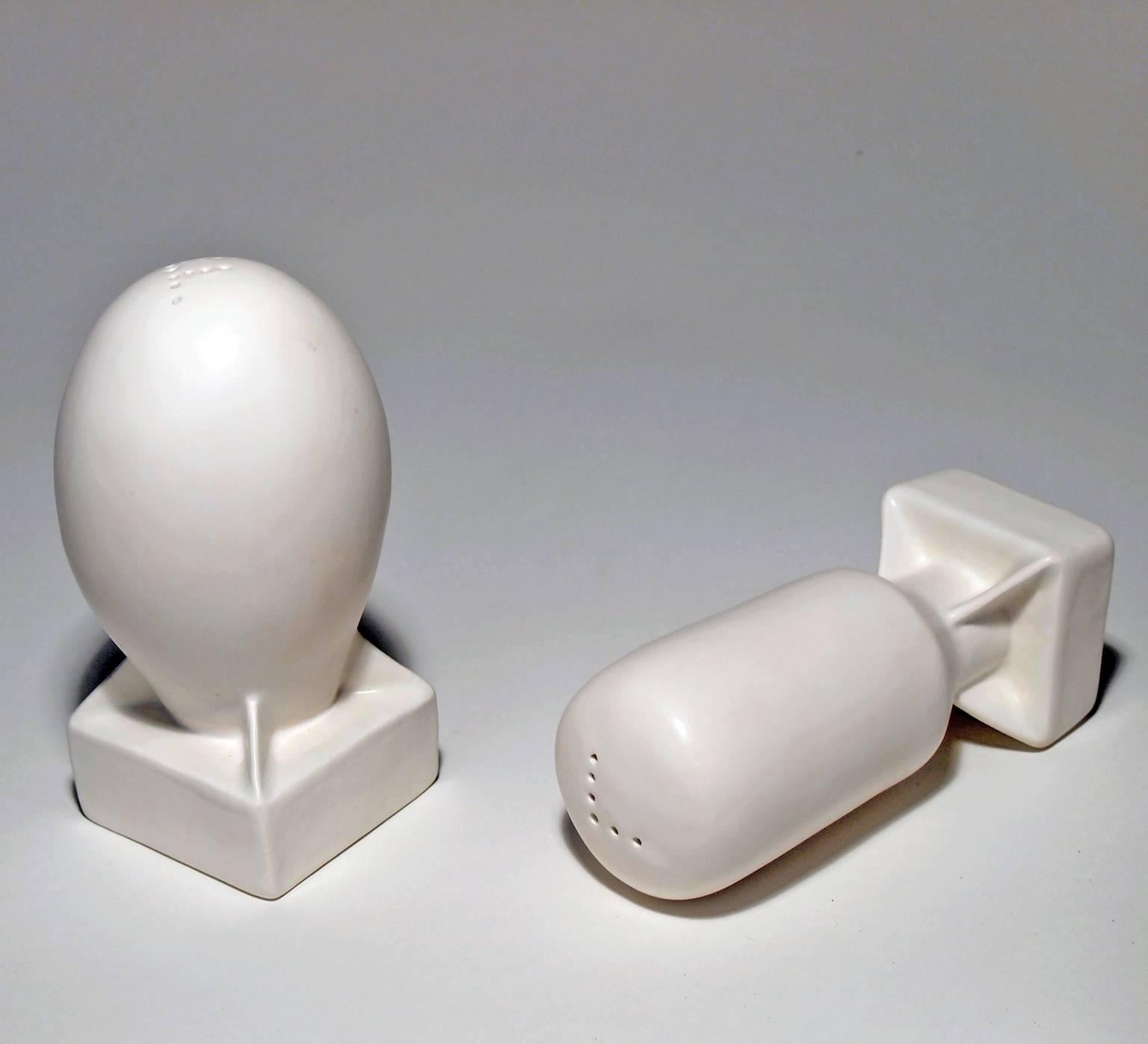 Kenjiro Kitade Figurative Sculpture - Atomic Salt & Pepper Shakers