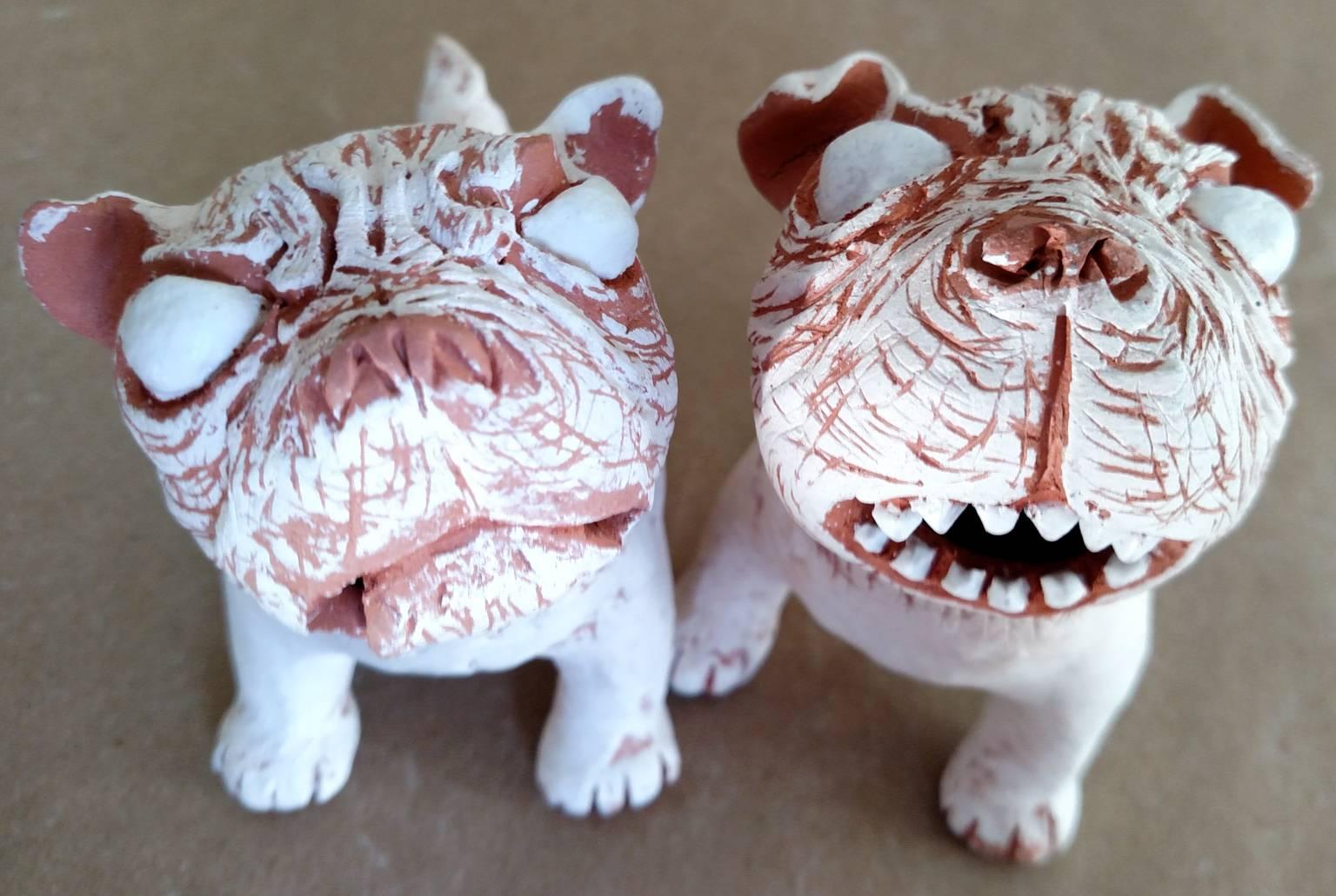Guardian Dogs (Small) - Sculpture by Kenjiro Kitade