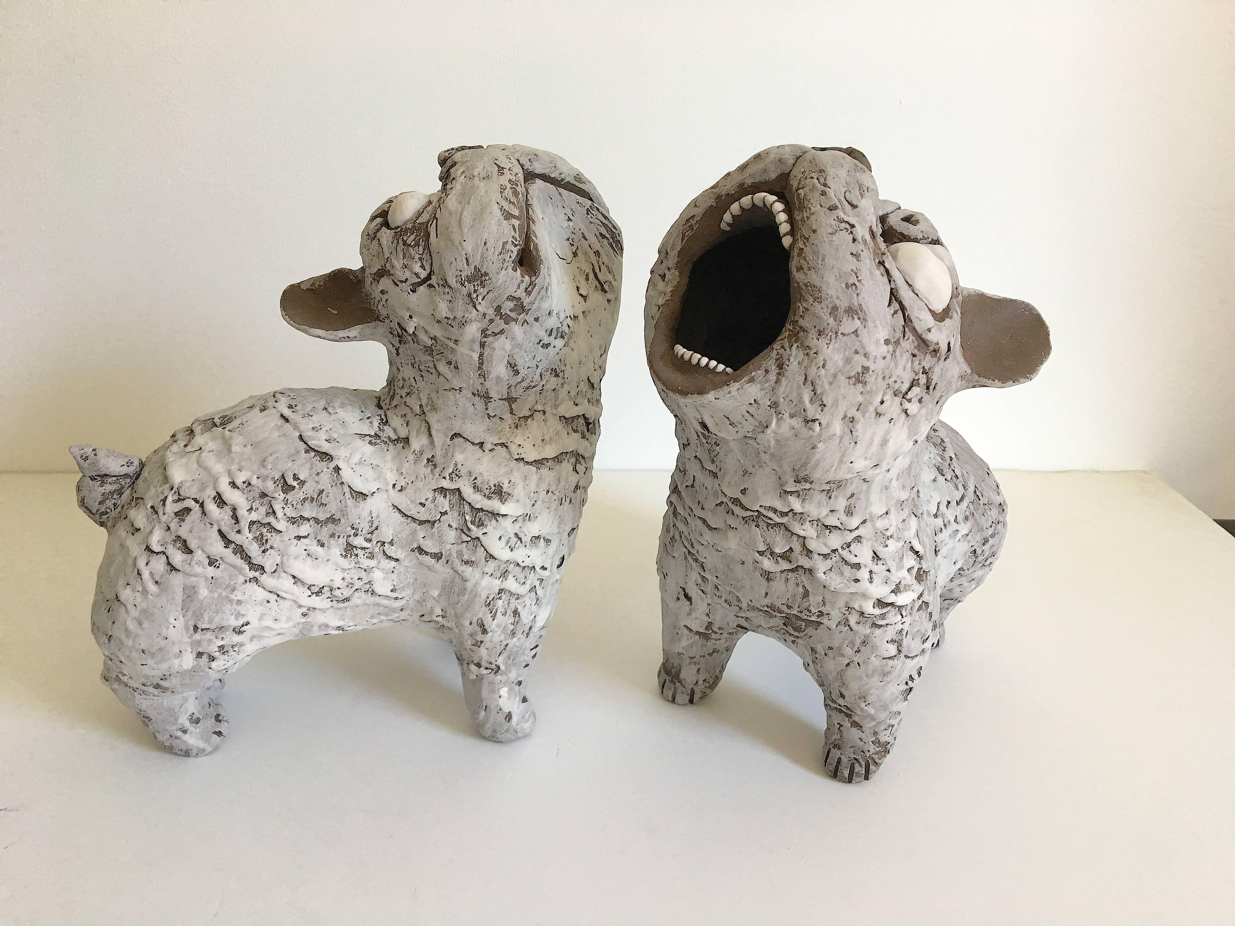 Guardian Dogs Medium  - Sculpture by Kenjiro Kitade