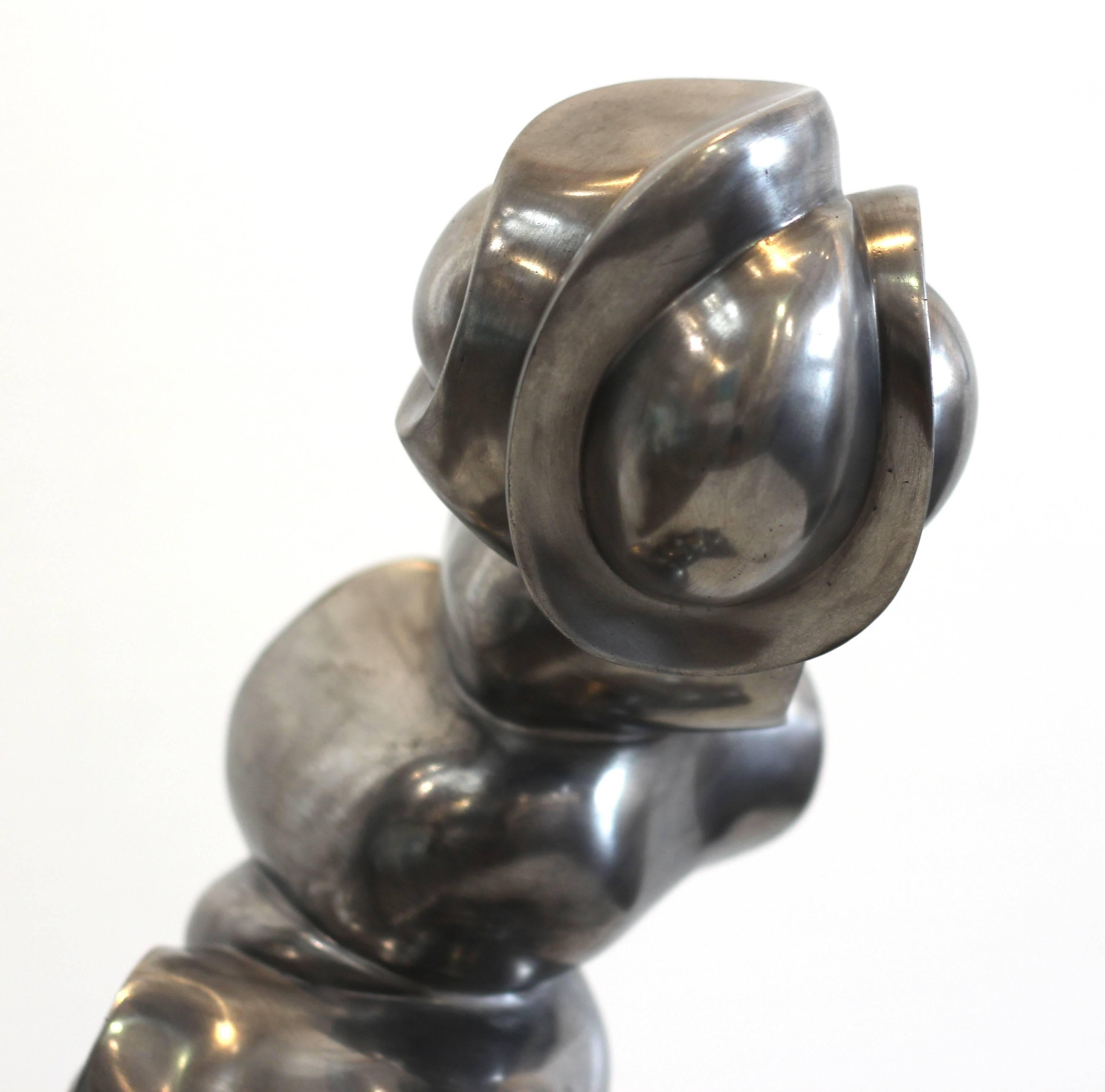 Fluctuation – Abstrakte Aluminium-Skulptur im Angebot 7
