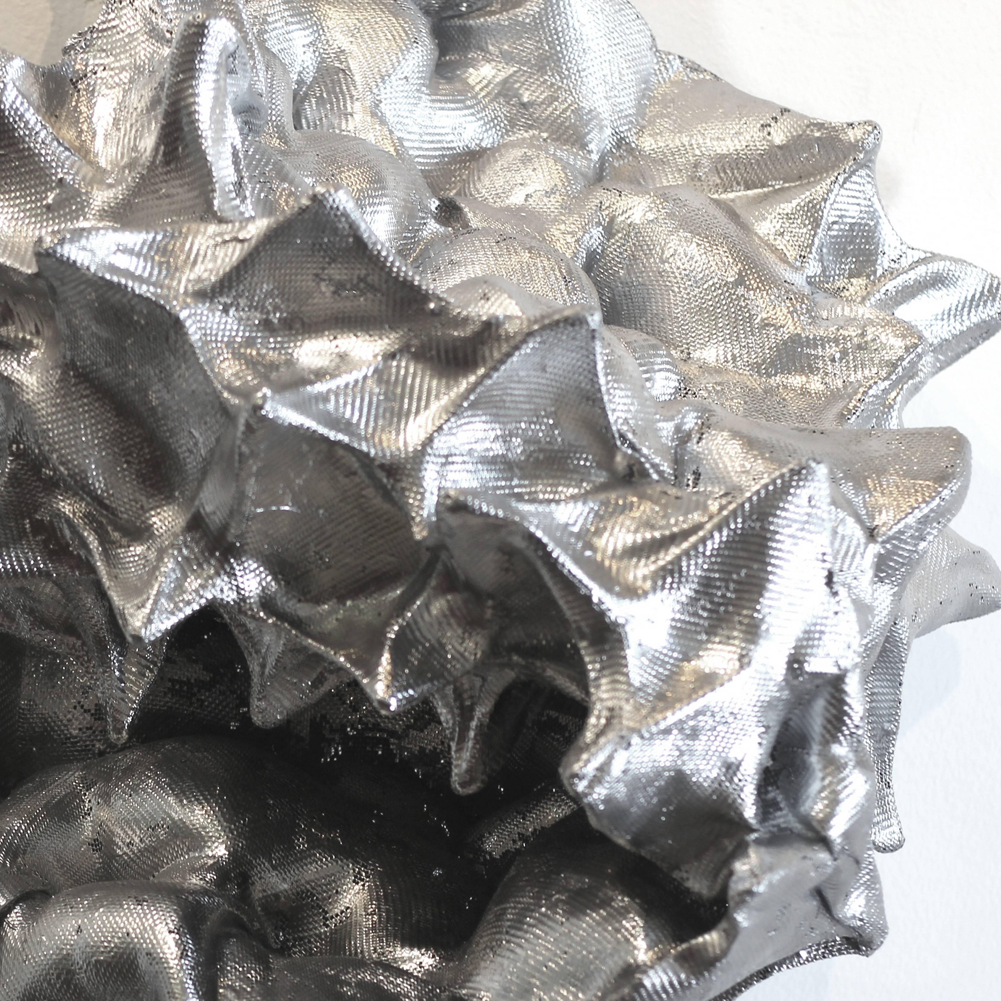 Forme de mer en argent - Art mural en métal léger tridimensionnel argenté en vente 2