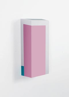 origami trapezium n°4 - Peinture sculpturale sur bois grise, rose et bleue