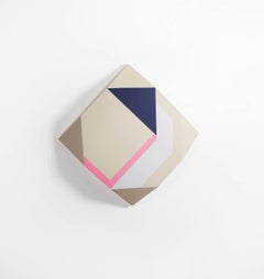 Origami #40 - Cremeblaues und rosafarbenes Skulpturales Gemälde auf Holz