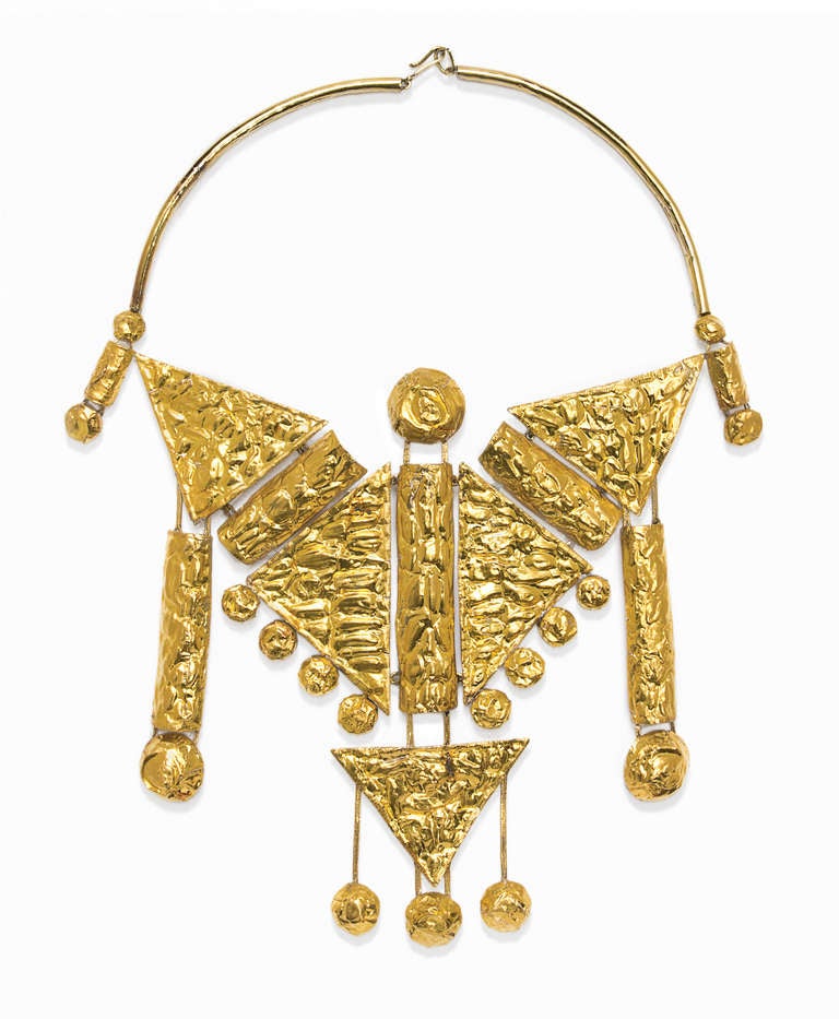Homage to Alexander the Great 24K sculpture necklace - Sculpture by Lisa Sotilis