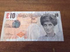 Difaced Tenner