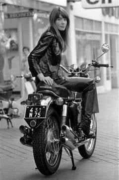 Françoise Hardy on the Honda 750