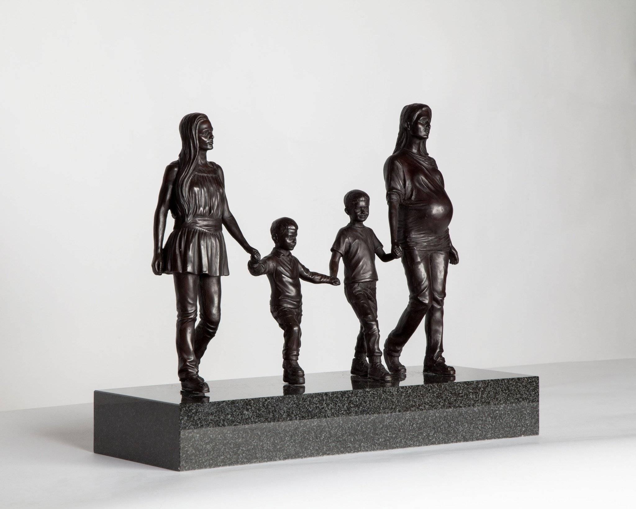 Gillian Wearing Figurative Sculpture - A Real Birmingham Family