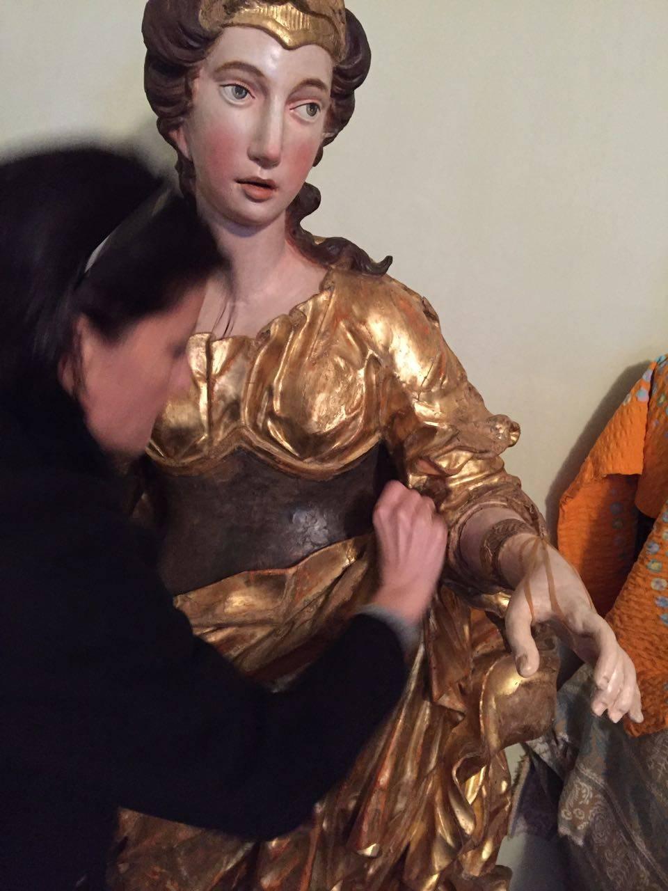 Pair of lifesize Princesses, Italian, Baroque, Sculptures For Sale 1
