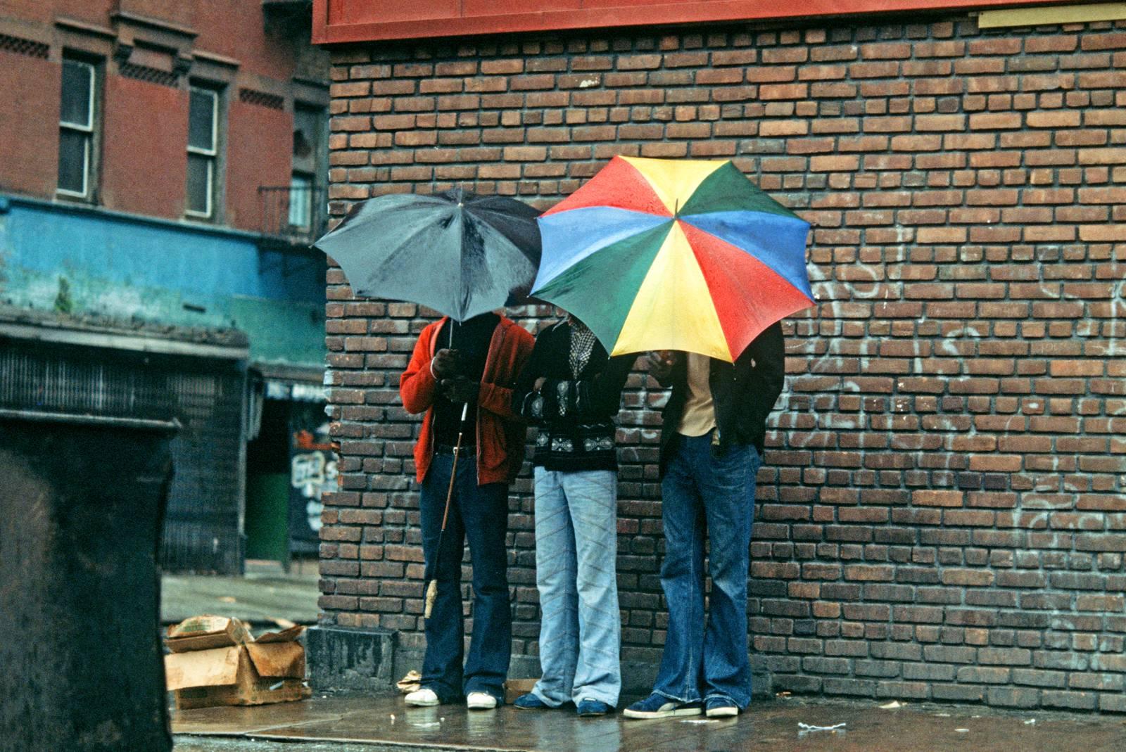 Alain Le Garsmeur Landscape Photograph – Harlem Umbrellas