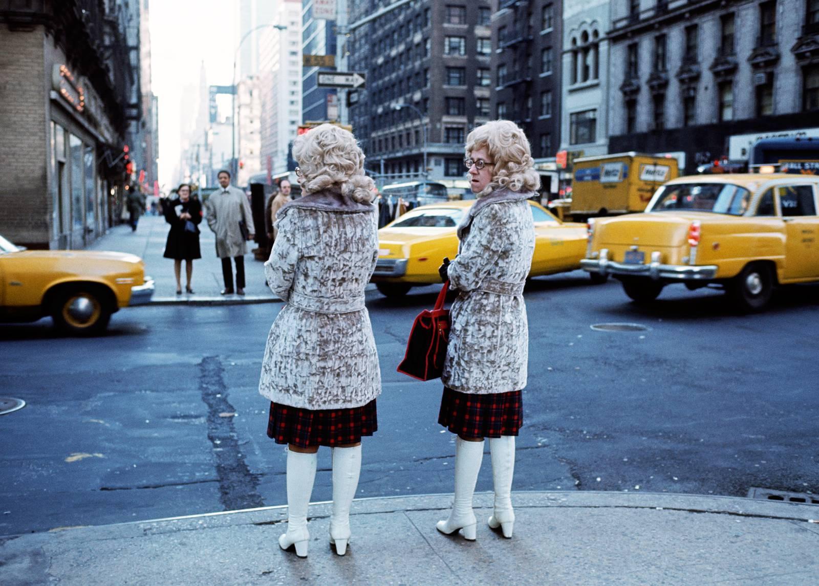 Alain Le Garsmeur Color Photograph - Manhattan Twins