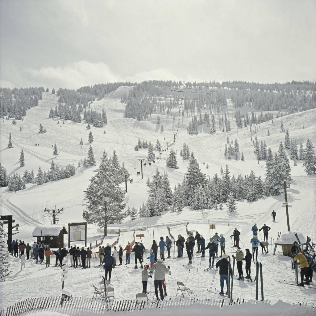 Slim Aarons Color Photograph - 'Skiing In Vail'  *newly added* SLIM AARONS ESTATE Print 