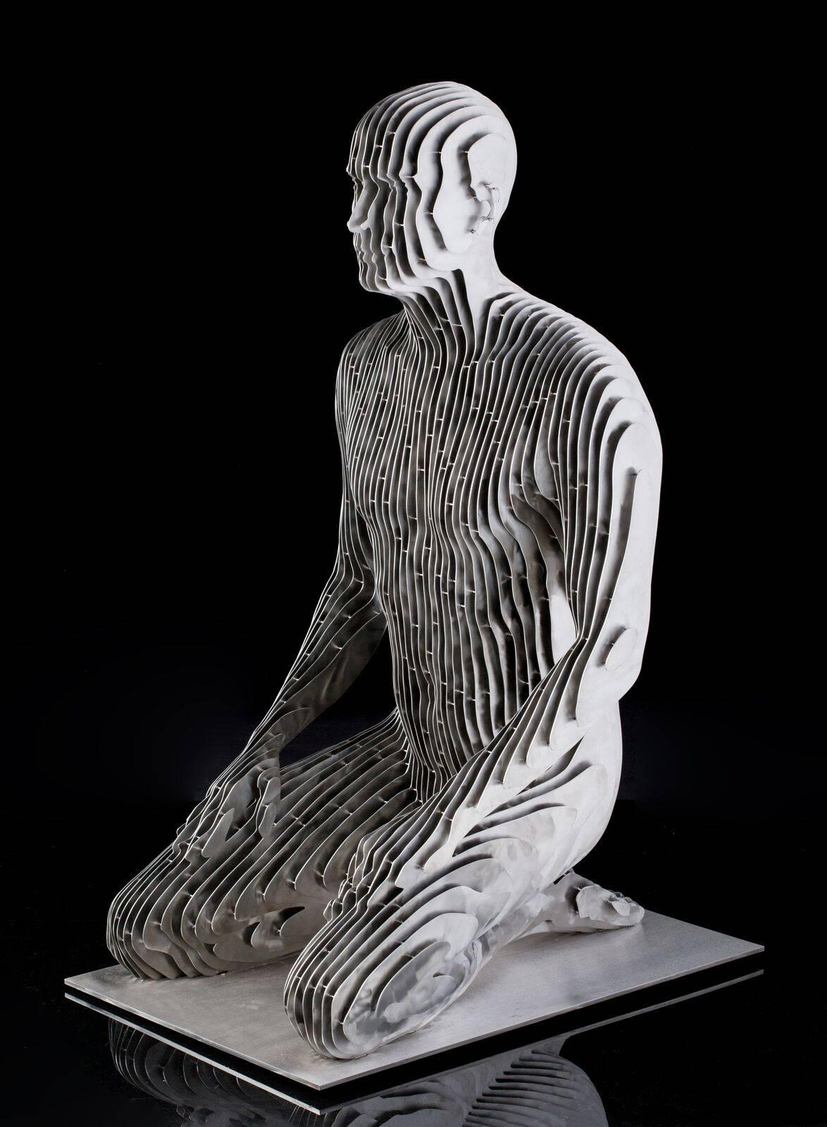 Julian Voss-Andreae Abstract Sculpture - Kneeling Man 