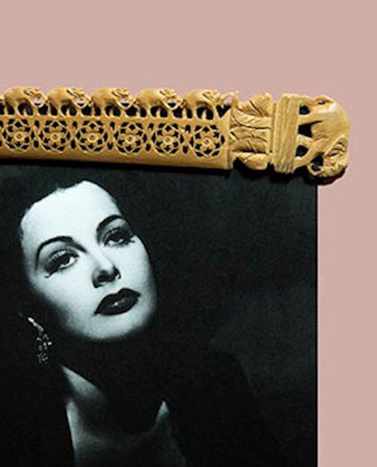 Hedy Lamarr, Porträt. Die Castelloland-Serie. Digitale Collage-Farbfotografie (Zeitgenössisch), Photograph, von Paloma Castello