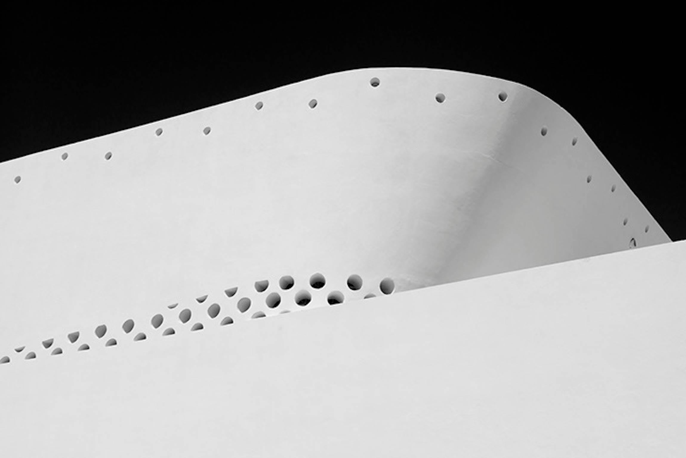 Luca Artioli Black and White Photograph – Miami Circles 1. Schwarz-Weiß-Architektonische Landschaftsfotografie