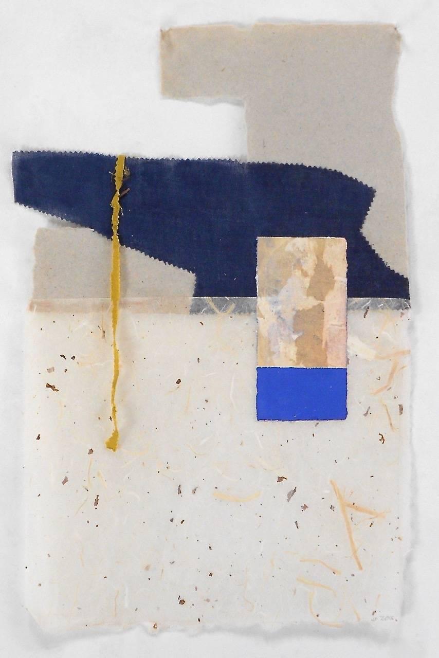 « P5.15 », Peinture à la gouache technique mixte expressionniste abstraite géométrique bleue et brun clair - Mixed Media Art de Jean Feinberg