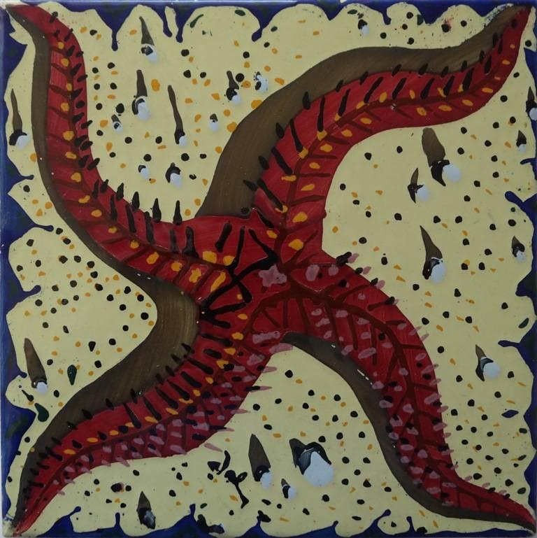 Salvador Dalí Figurative Sculpture - Red Starfish - Original signed ceramic tile - 1954
