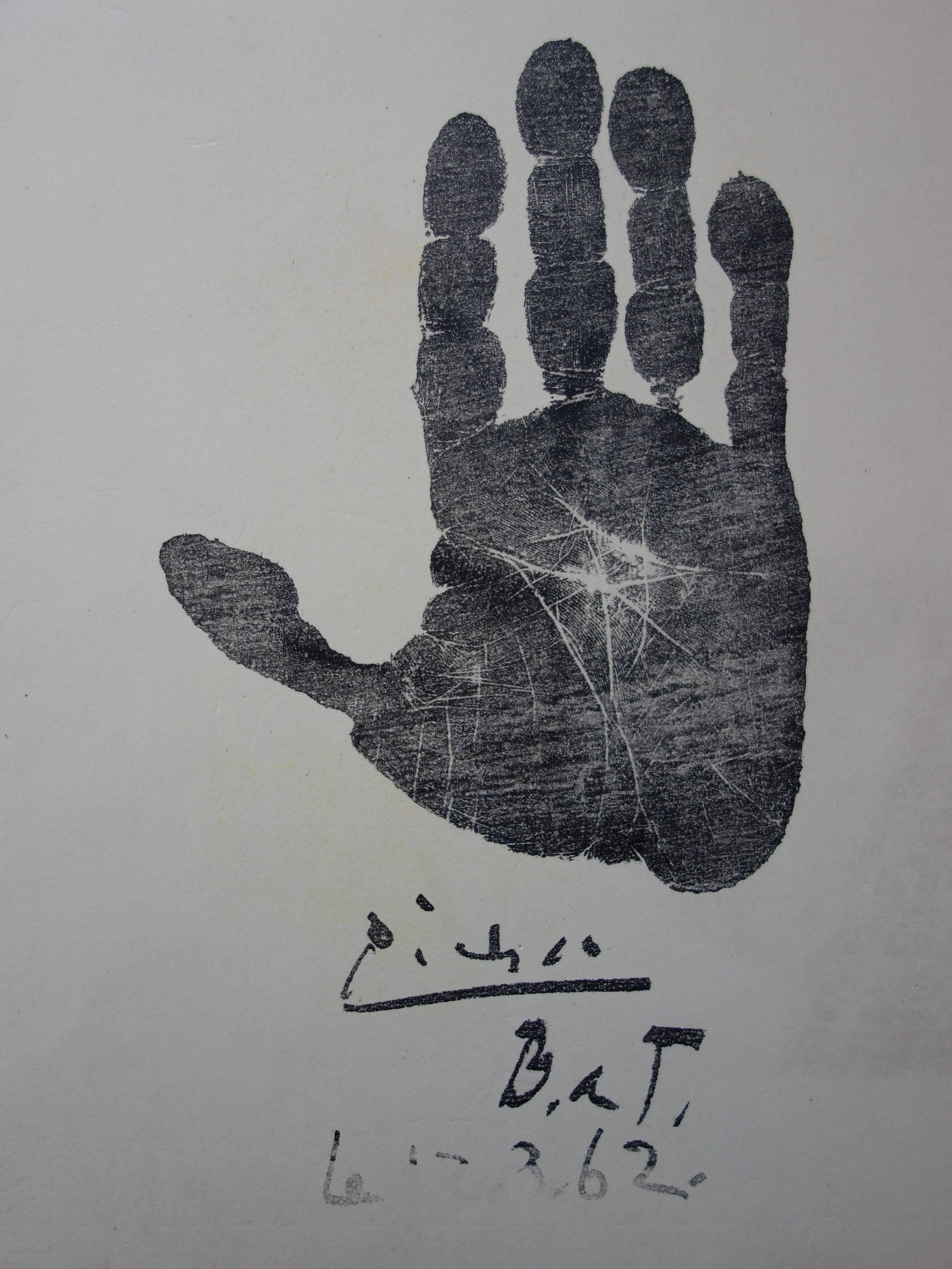 Hand of the Artist - Original lithograph - 1962 - Realist Print by Pablo Picasso
