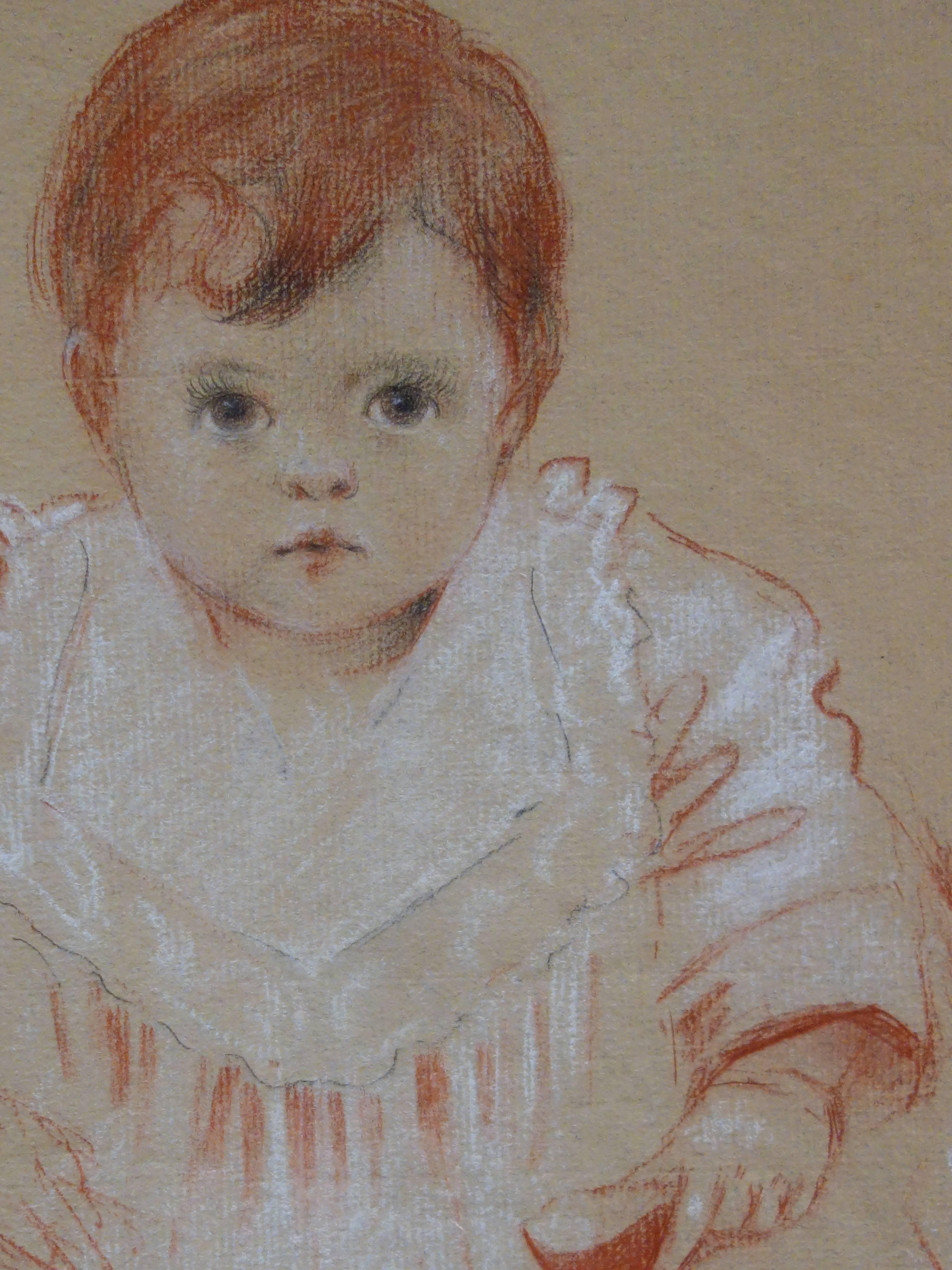 Baby Girl with Red Ball - Original signed charcoals drawing - 1904 - Gray Portrait by Gustave Poetzsch