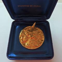 Seal of Dali : Portrait of Gala - 22K gold medal - 75 copies - 1971