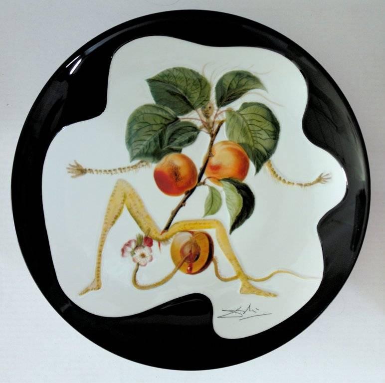 (after) Salvador Dali Figurative Sculpture - Flordali, Knight Apricot - Porcelain dish (Black finish)