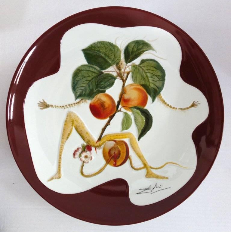 (after) Salvador Dali Figurative Sculpture - Flordali, Knight Apricot - Porcelain dish (Bordeaux red finish)