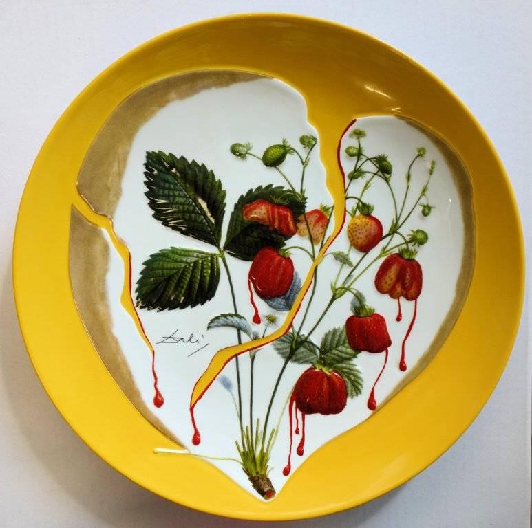 (after) Salvador Dali Figurative Sculpture - Flordali, Heart of Strawberries - Porcelain dish (Imperial yellow finish)