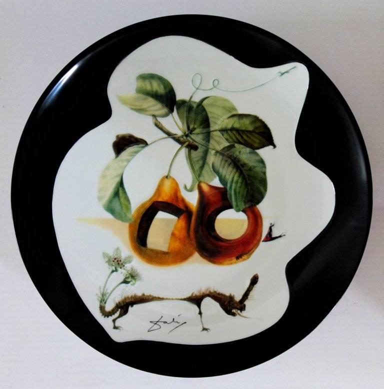 (after) Salvador Dali Figurative Sculpture - Hole Fruits with Rhinoceros - Porcelain dish (Black finish)