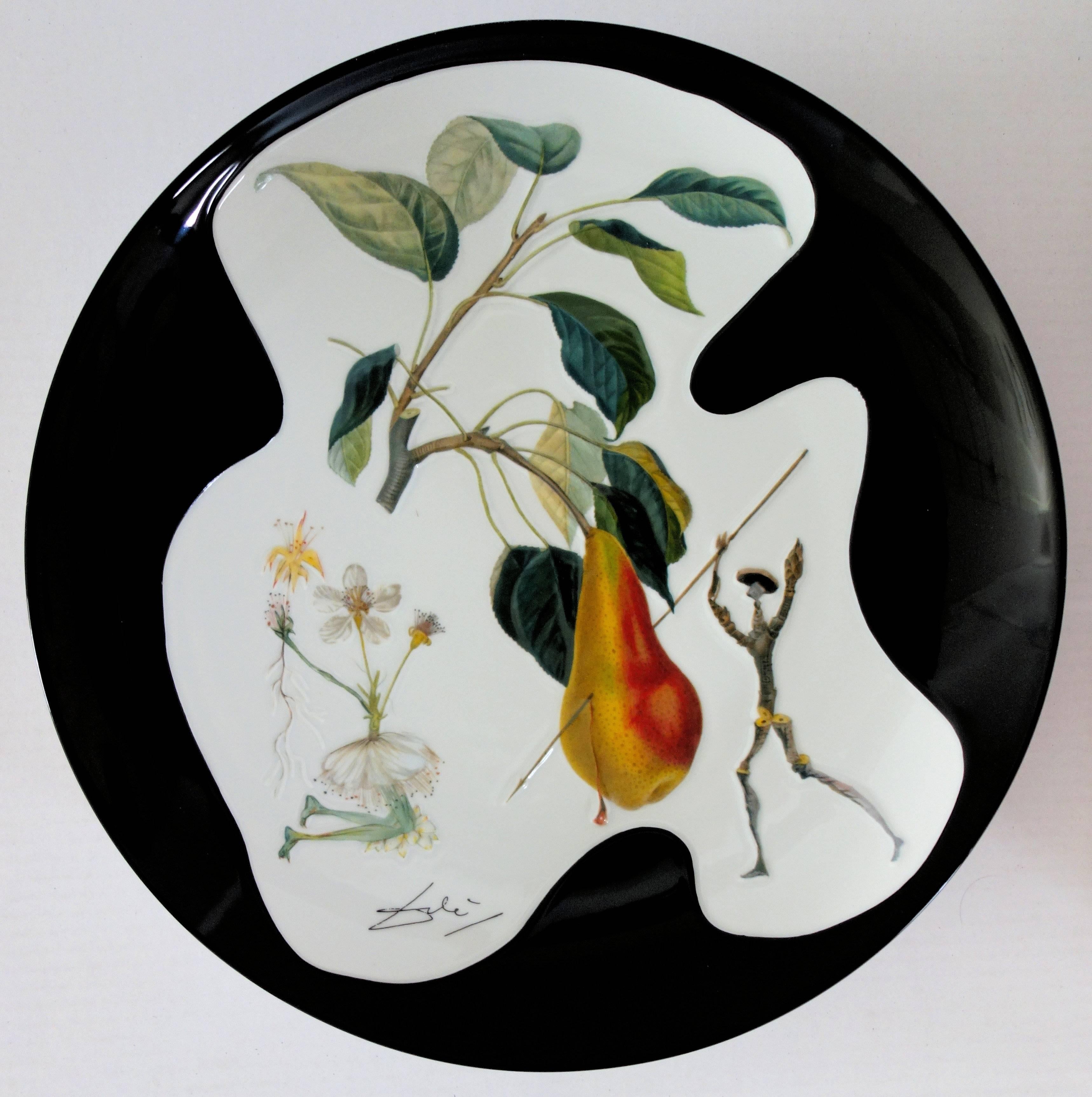 (after) Salvador Dali Figurative Sculpture - Flordali : Don Quichotte Pear - Porcelain dish (black finish)
