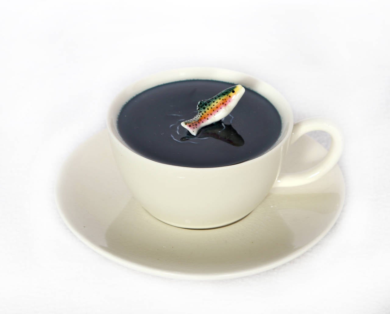 Gifford Myers Still-Life Sculpture - Cup and Saucer