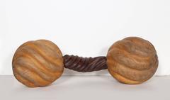 Giocattolo per cani, scultura in legno contemporanea unica di Chris Berti