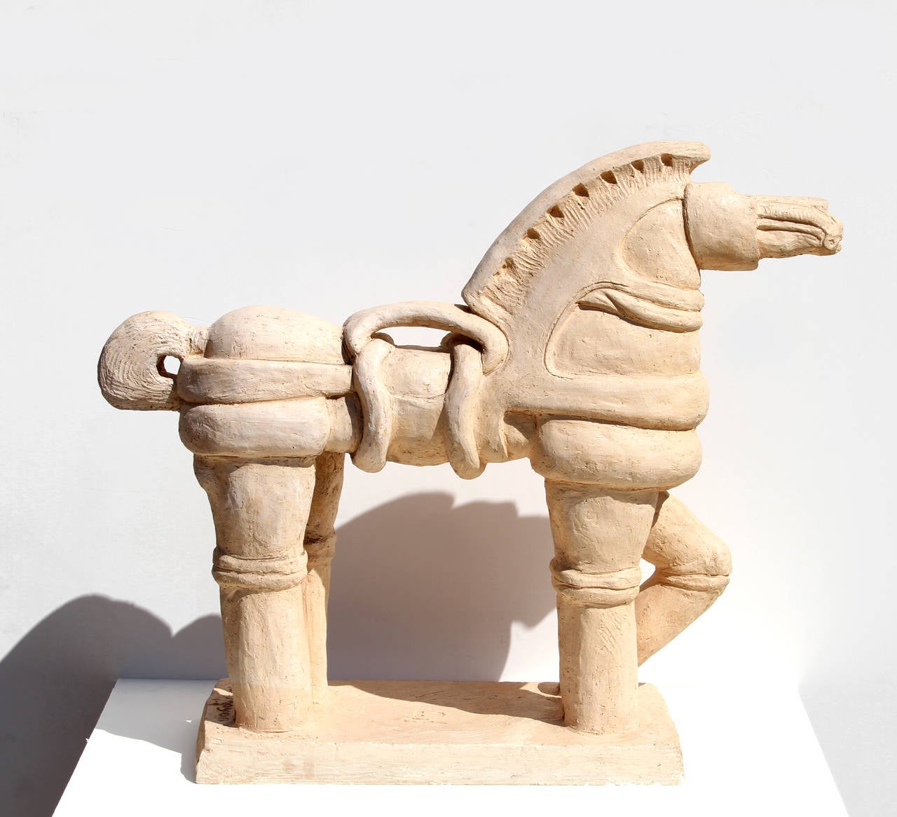 Ben A. Gonzales Figurative Sculpture - Horse - Taal Mayon, Sculpture by Ben Gonzales