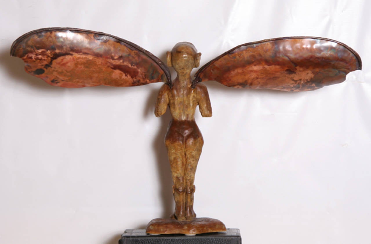 Monkey Girl II, scultura in rame e resina di James Johnson in vendita 1