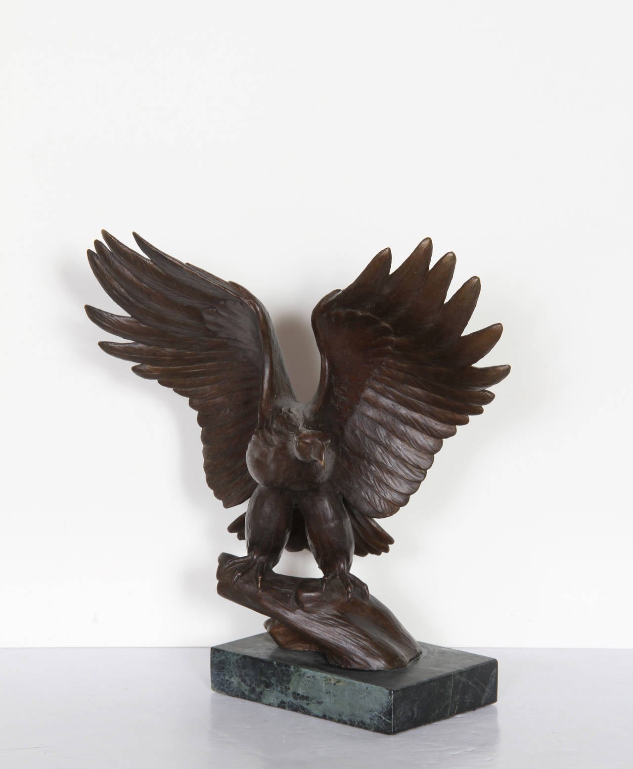 Eagle - Sculpture by Lee Harold Lux