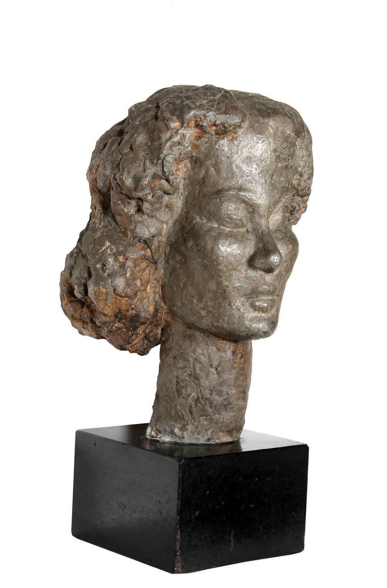 Ruth Gutman Figurative Sculpture - Portrait of Woman