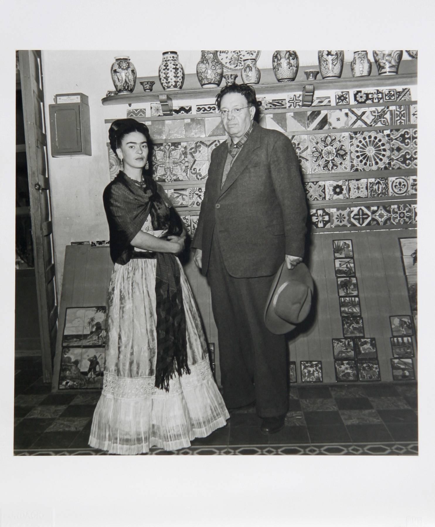 Leo Matiz Figurative Photograph - Frida Kahlo & Diego Rivera