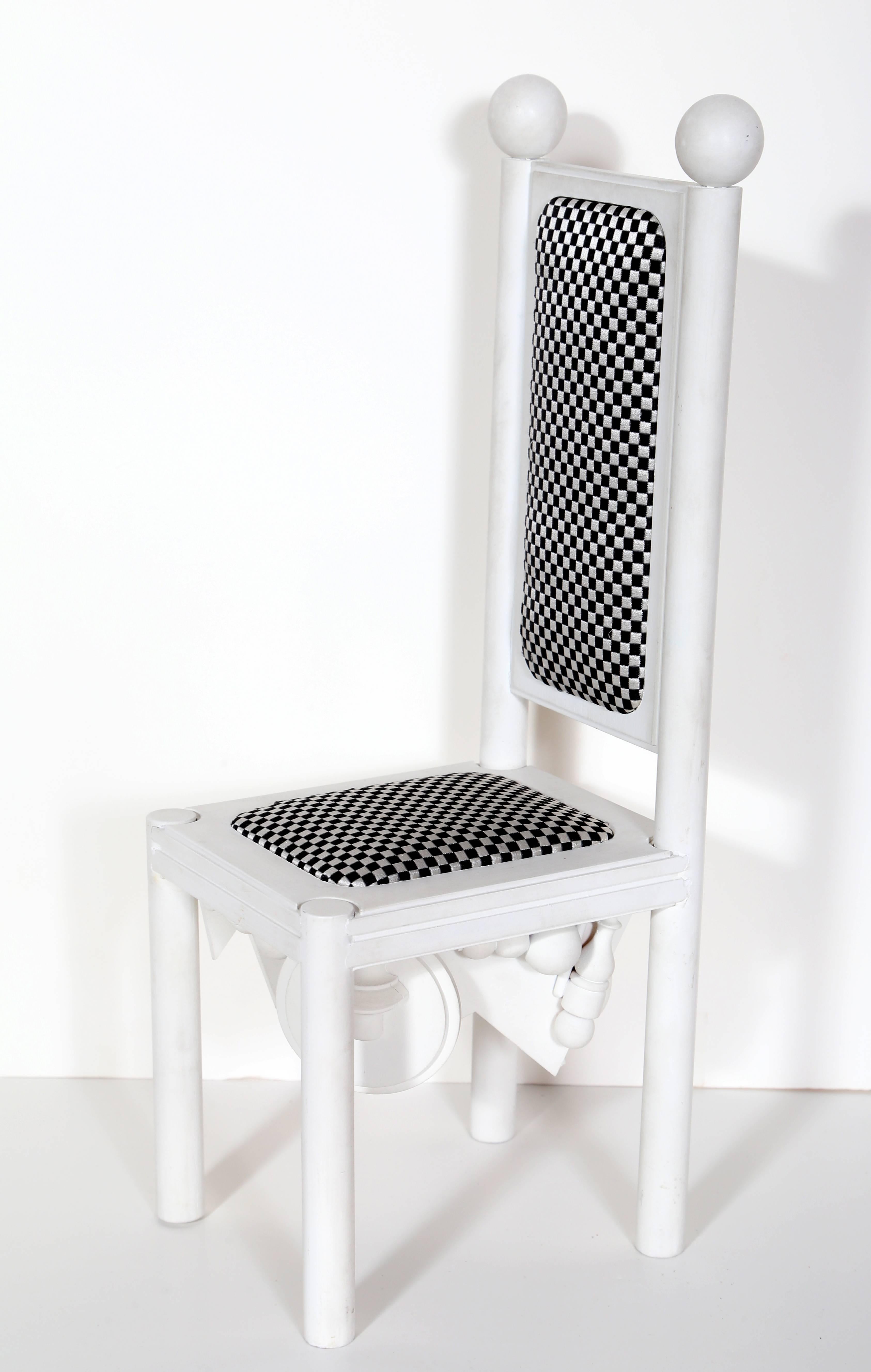 Stuhl, modernistische Tischskulptur von Lucio Del Pezzo