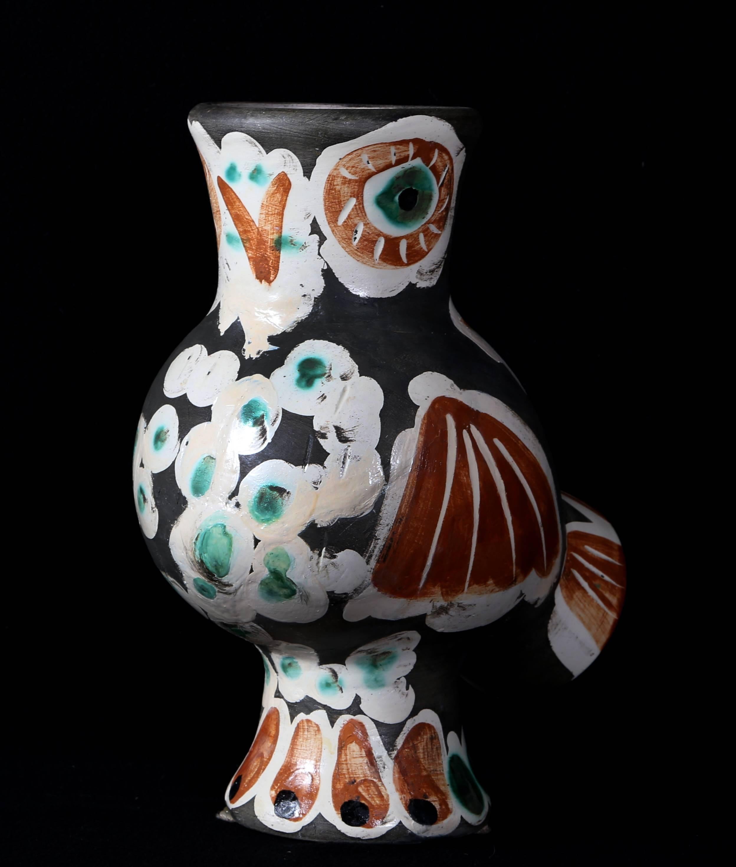 Artist: Pablo Picasso, Spanish (1881 - 1973)
Title: Wood Owl (Ramie 543)
Year: 1968
Medium: Turned Vase of A.R. White Earthenware Clay, knife engraved under partial brushed glaze, black patina
Edition: 24/500
Size: 11 x 8 x 6 in. (27.94 x 20.32 x